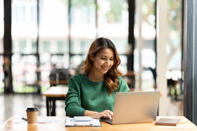 Top 11 Sites for Finding Online Interior Designer Jobs
